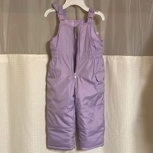 Carters 4T snow suit. Some minor wear as noted in picture